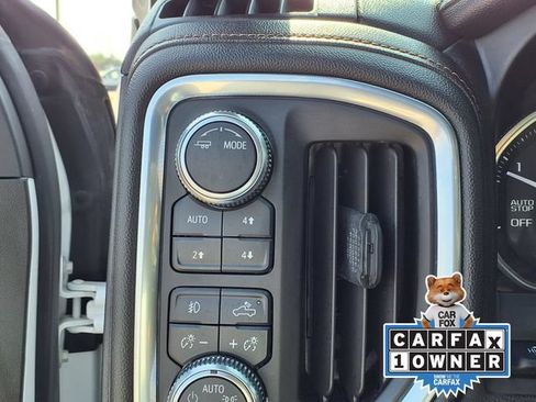 Used 2021 GMC Sierra 1500 AT4 w/ AT4 Value Package AWD/4WD image 6