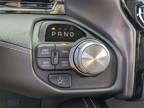 Used 2025 RAM 1500 Limited w/ Trailer Tow Group image 26