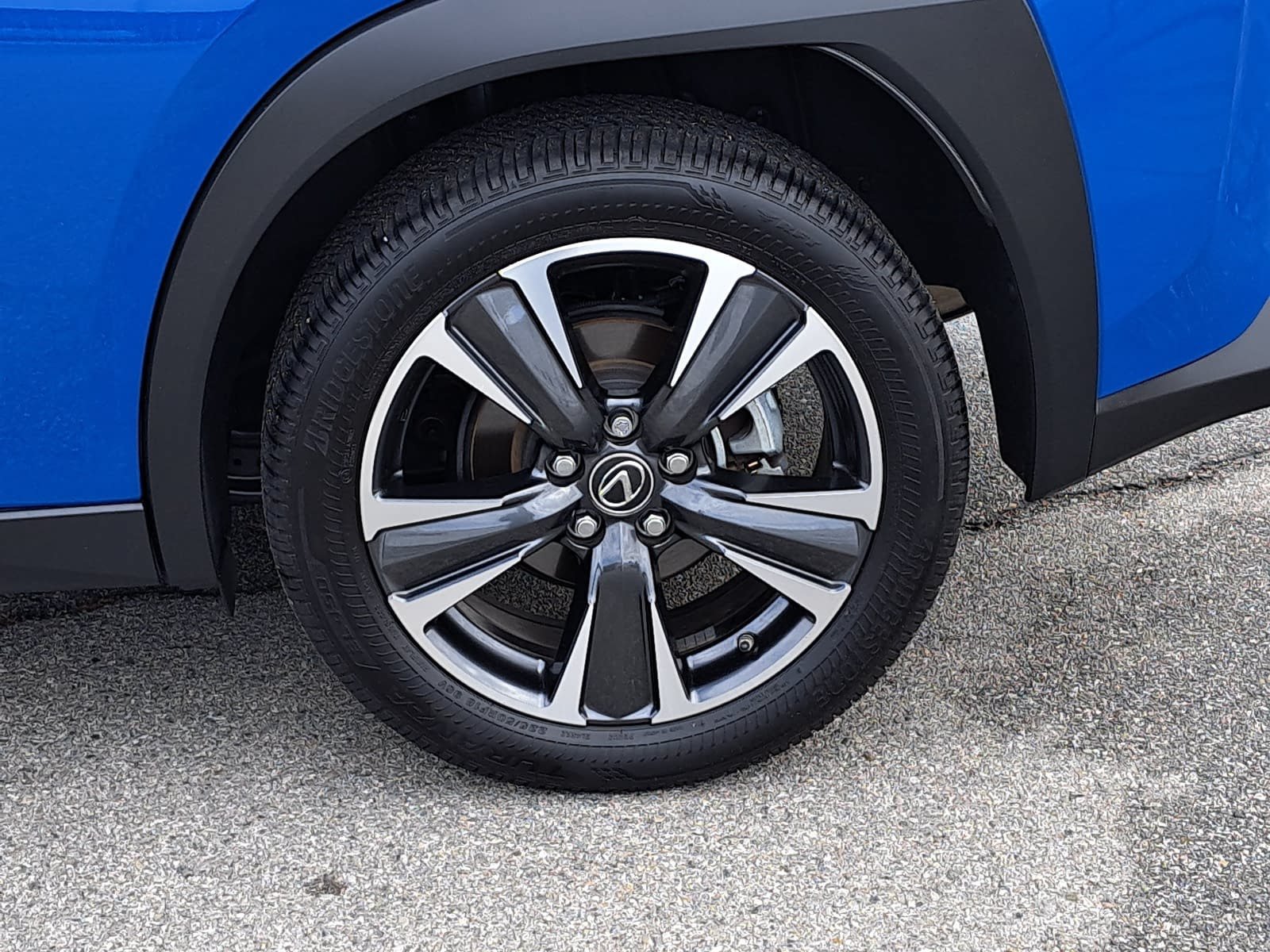 Used 2024 Lexus UX 250h FWD image 37