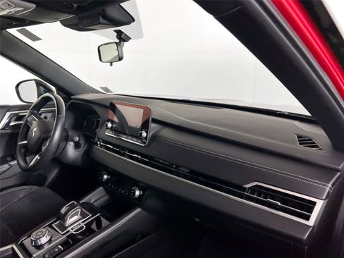 Used 2022 Mitsubishi Outlander SEL Black Edition image 26