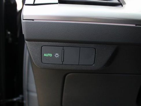 Used 2025 Audi Q4 e-tron Premium Plus AWD/4WD image 18