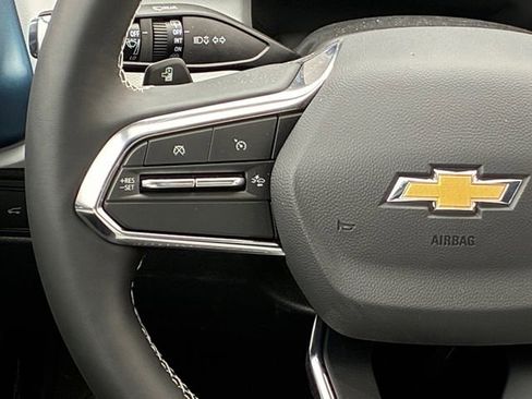 New 2026 Chevrolet Equinox EV LT image 22