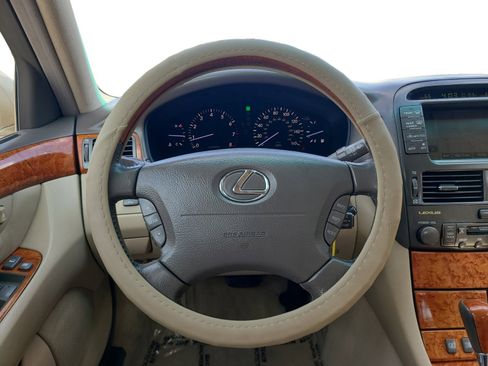 Used 2005 Lexus LS 430 image 12