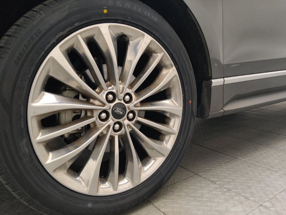 Used 2020 Ford Edge Titanium w/ Equipment Group 301A FWD image 31