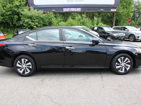 Used 2021 Nissan Altima 2.5 S FWD image 6