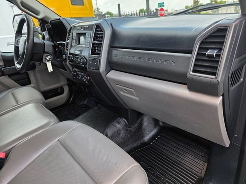 Used 2021 Ford F350 XL w/ Power Equipment Group AWD/4WD image 12