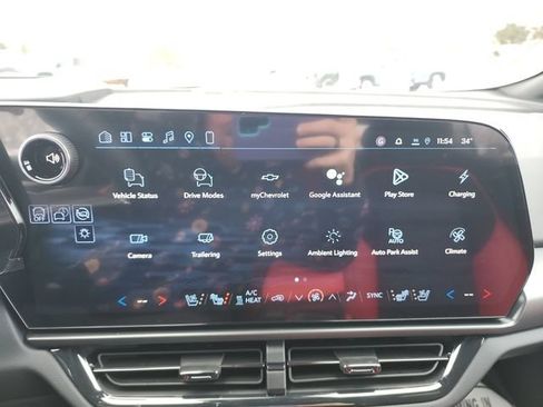 New 2026 Chevrolet Equinox EV RS w/ Active Safety Package 3 AWD/4WD image 24