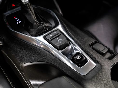 Used 2017 Chevrolet Camaro SS RWD image 31