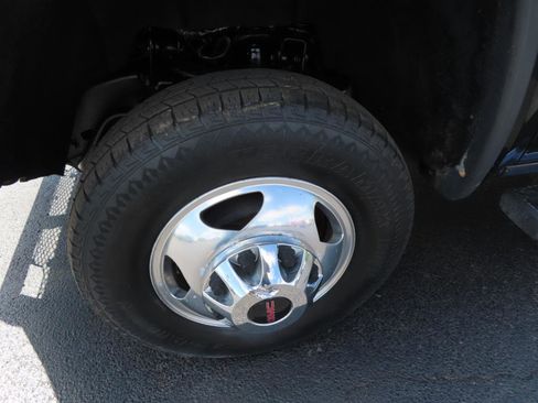 Used 2019 GMC Sierra 3500 Denali w/ Duramax Plus Package image 11