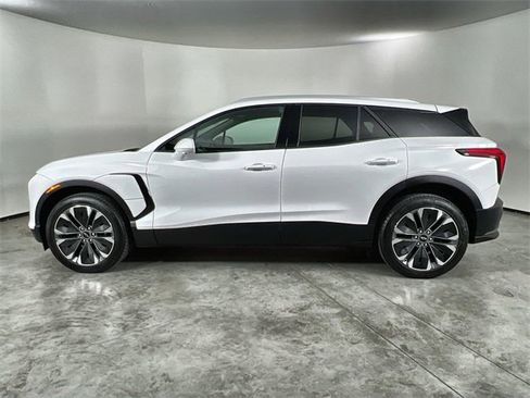 Certified 2024 Chevrolet Blazer EV LT image 5