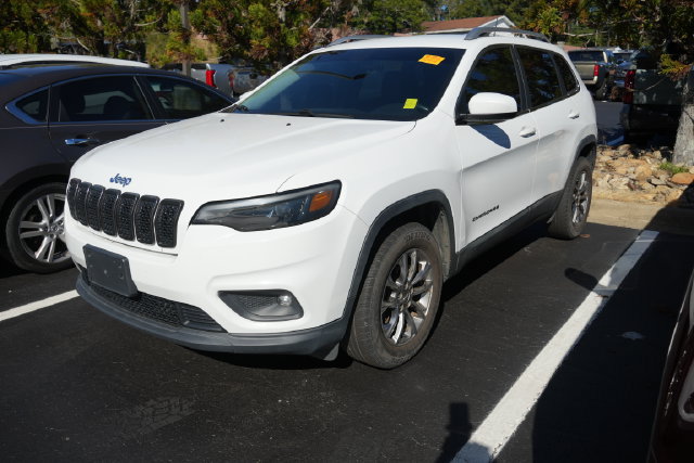 Used 2019 Jeep Cherokee Latitude Plus w/ Cold Weather Group AWD/4WD image 8
