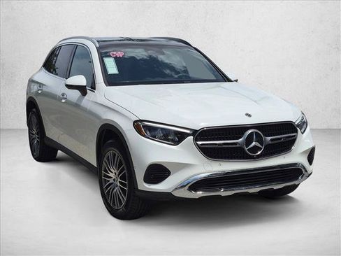 Certified 2026 Mercedes-Benz GLC 300 4MATIC image 3