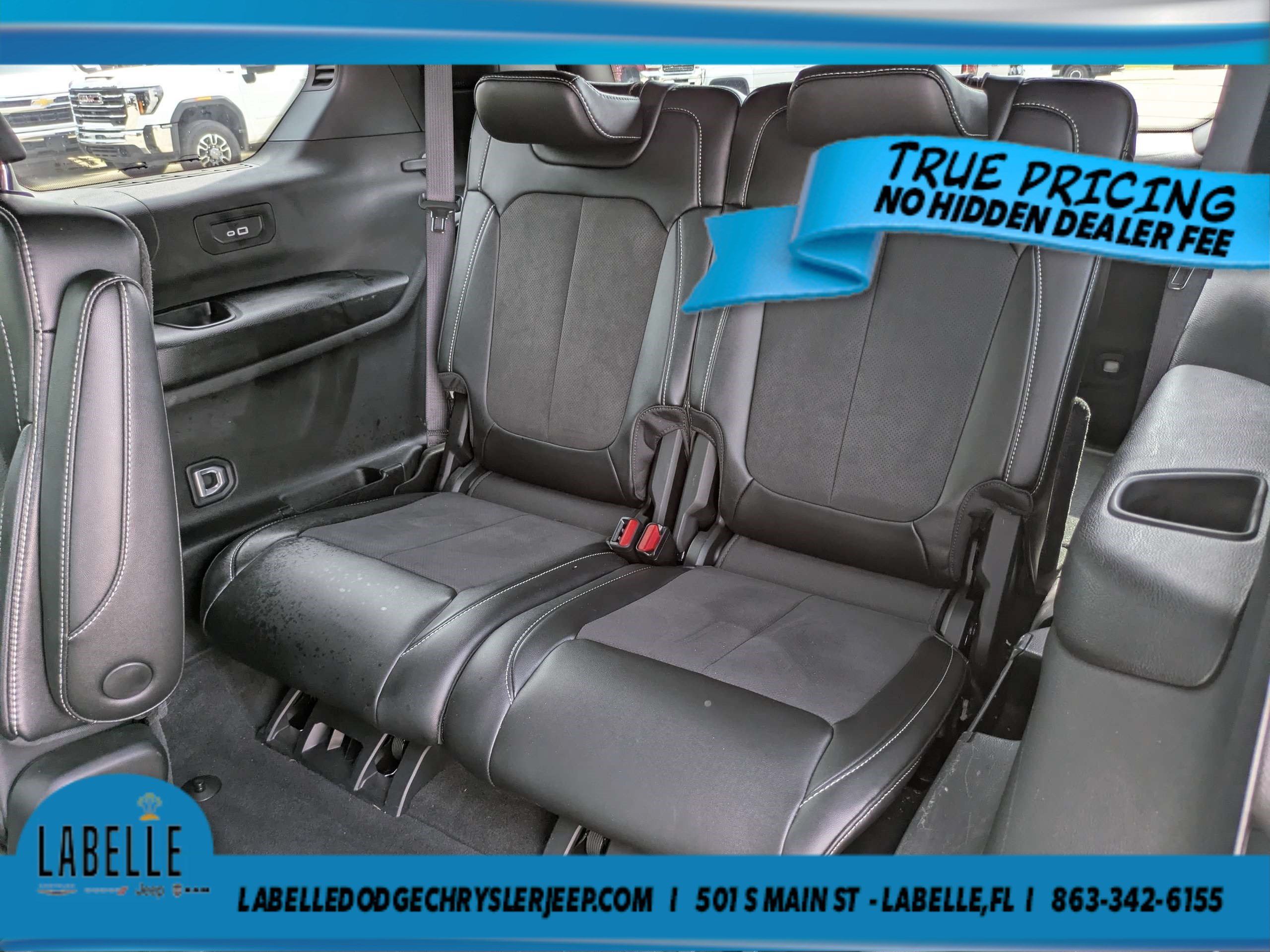 Used 2024 Jeep Grand Cherokee L Altitude AWD/4WD image 13