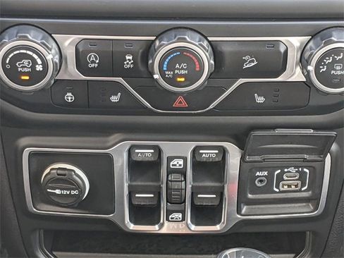 Used 2018 Jeep Wrangler Unlimited Sport S image 15