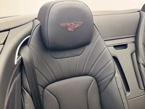 New 2024 Bentley Continental GT V8 image 5