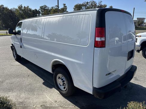 New 2025 Chevrolet Express 2500 Extended w/ Driver Convenience Package image 4