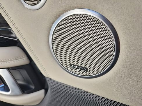 Used 2022 Land Rover Range Rover P525 Westminster Edition image 22