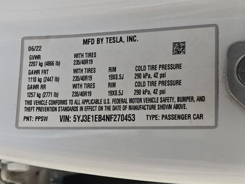 Used 2022 Tesla Model 3 Long Range AWD/4WD image 34