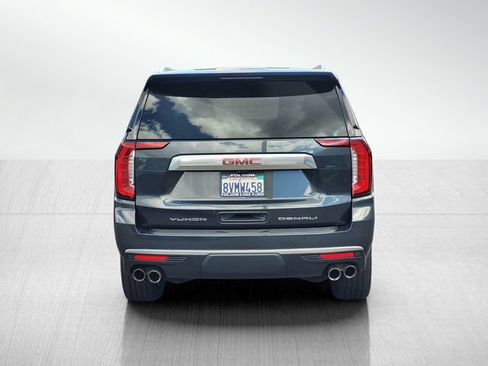 Used 2021 GMC Yukon Denali w/ Denali Premium Package AWD/4WD image 5