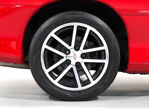 Used 2002 Chevrolet Camaro Z28 w/ SS Performance/Appearance Pkg image 54