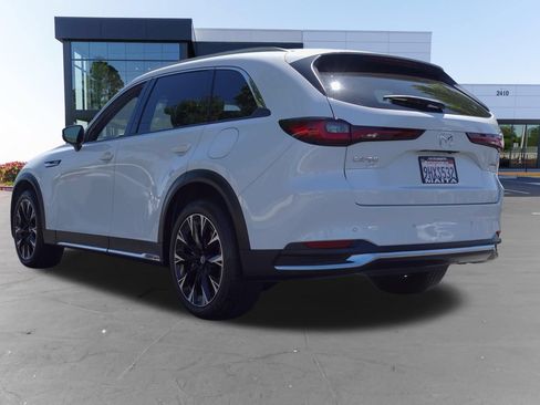 Certified 2024 MAZDA CX-90 Plug-In Hybrid w/ Premium Plus AWD/4WD image 5