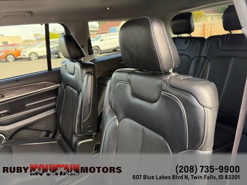 Used 2021 Jeep Grand Cherokee L Limited w/ Luxury Tech Group II AWD/4WD image 22