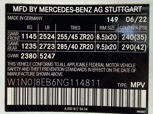 Certified 2022 Mercedes-Benz GLC 300 4MATIC Coupe image 19