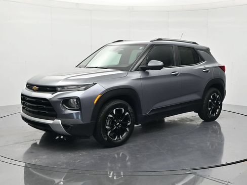 Used 2021 Chevrolet TrailBlazer LT w/ Convenience Package FWD image 1