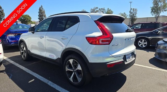 Used 2026 Volvo XC40 B5 Plus AWD/4WD image 5