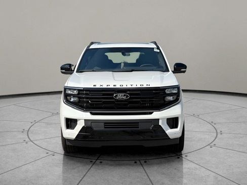 New 2025 Ford Expedition Max Platinum w/ Stealth Performance Package image 15