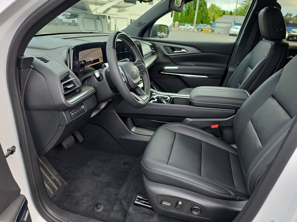 New 2026 Chevrolet Traverse LT w/ Enhanced Driving Package AWD/4WD image 16