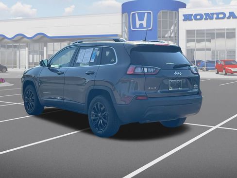 Used 2020 Jeep Cherokee Latitude Plus image 6