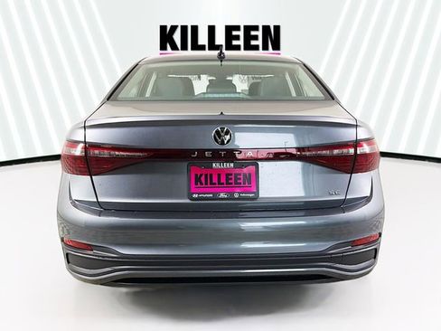 New 2026 Volkswagen Jetta SE image 6