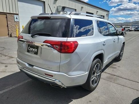Used 2017 GMC Acadia Denali w/ Technology Package AWD/4WD image 5