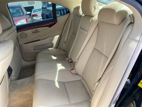 Used 2010 Lexus LS 460 AWD image 19