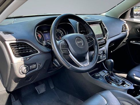 Used 2019 Jeep Cherokee Limited w/ Luxury Group AWD/4WD image 15