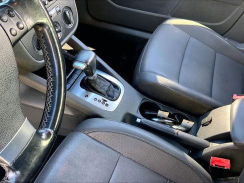 Used 2008 Volkswagen Jetta SE image 16