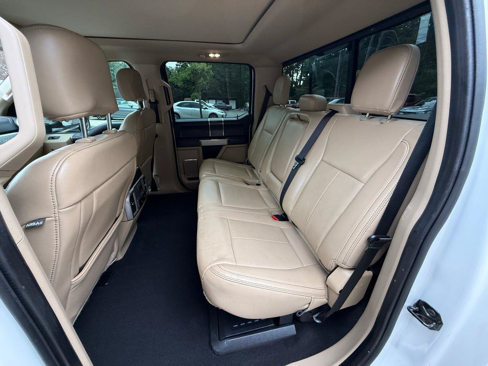Used 2020 Ford F250 Lariat w/ Lariat Ultimate Package AWD/4WD image 36