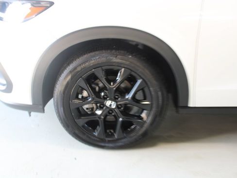 Used 2024 Honda HR-V Sport image 4