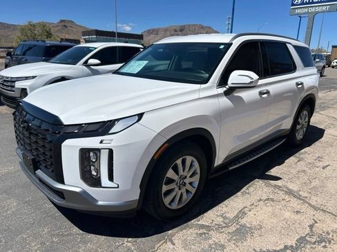 Used 2023 Hyundai Palisade SEL w/ Cargo Package FWD image 5