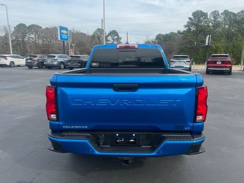 Used 2024 Chevrolet Colorado LT w/ LT Convenience Package III image 3