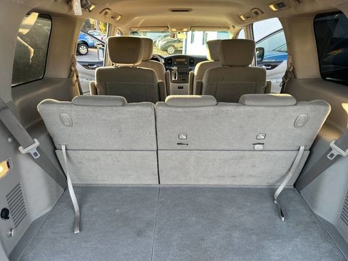 Used 2014 Nissan Quest S image 12