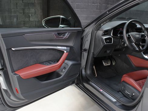 Used 2023 Audi S6 Prestige image 26