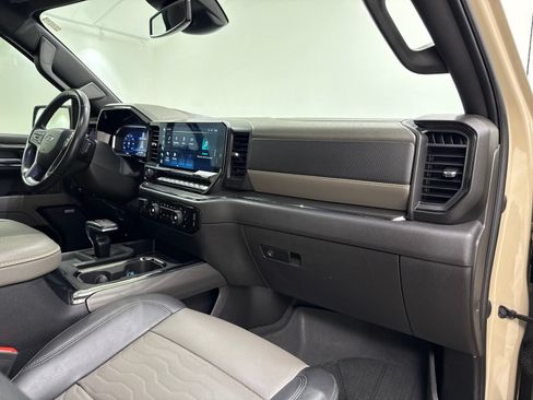 Used 2023 Chevrolet Silverado 1500 ZR2 AWD/4WD image 38