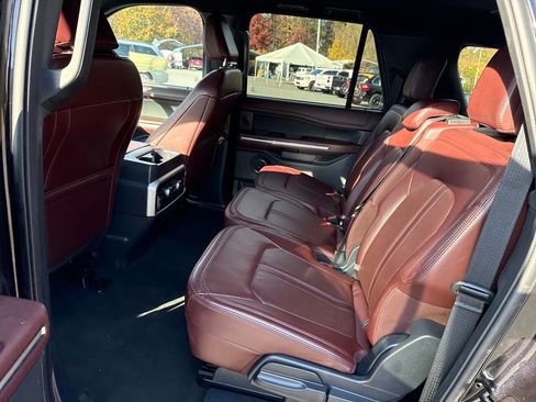 Used 2024 Ford Expedition Max Limited image 25