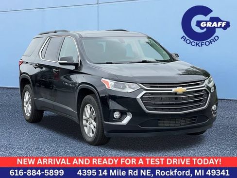 Used 2020 Chevrolet Traverse LT FWD image 1