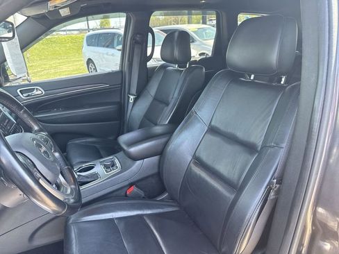 Used 2020 Jeep Grand Cherokee Limited AWD/4WD image 22