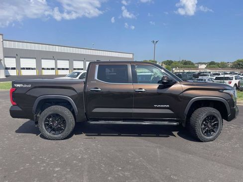 Used 2022 Toyota Tundra Limited w/ TRD Off-Road Package AWD/4WD image 2