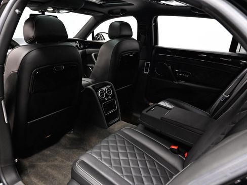 Used 2017 Bentley Flying Spur S V8 AWD/4WD image 40