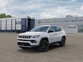 New 2026 Jeep Compass Latitude AWD/4WD 360° Tour